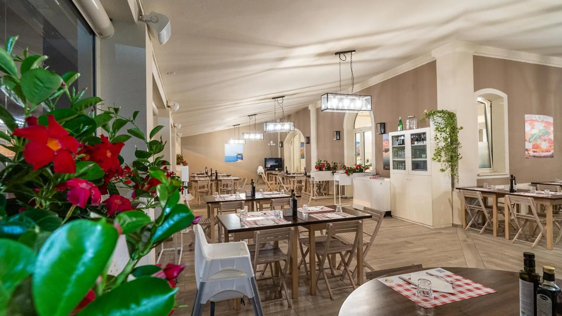 Glamping Lido Di Pomposa Otel 0*,